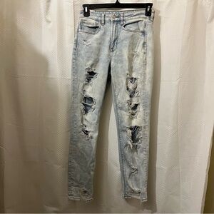 American Eagle Mom Jean Distressed  Boho Grunge Festival Light Wash Denim Jeans